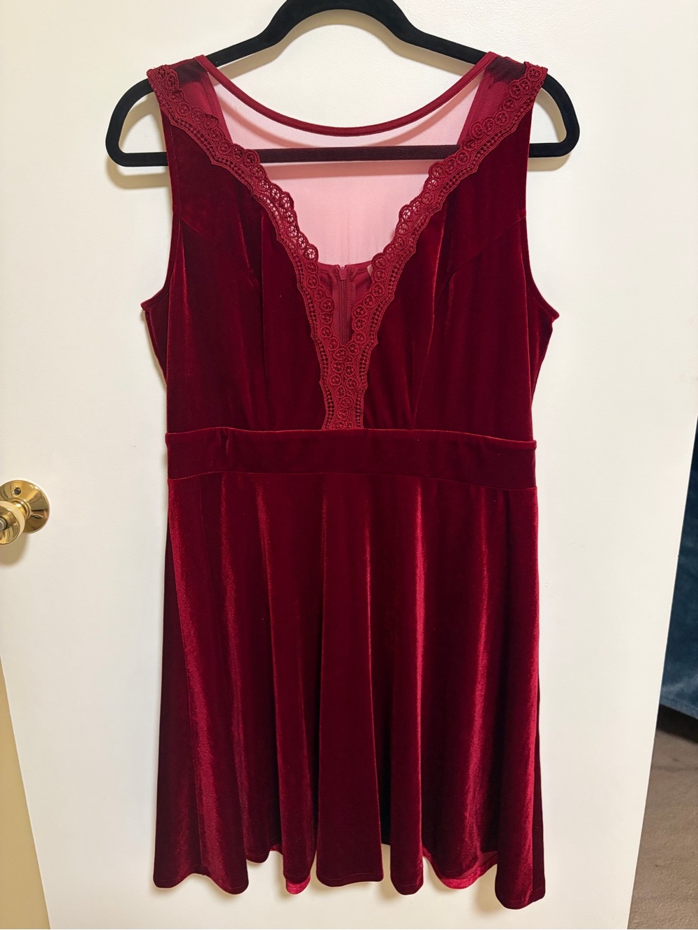 Grace Karin Velvet Lace-Trim Mini Dress - Deep Red